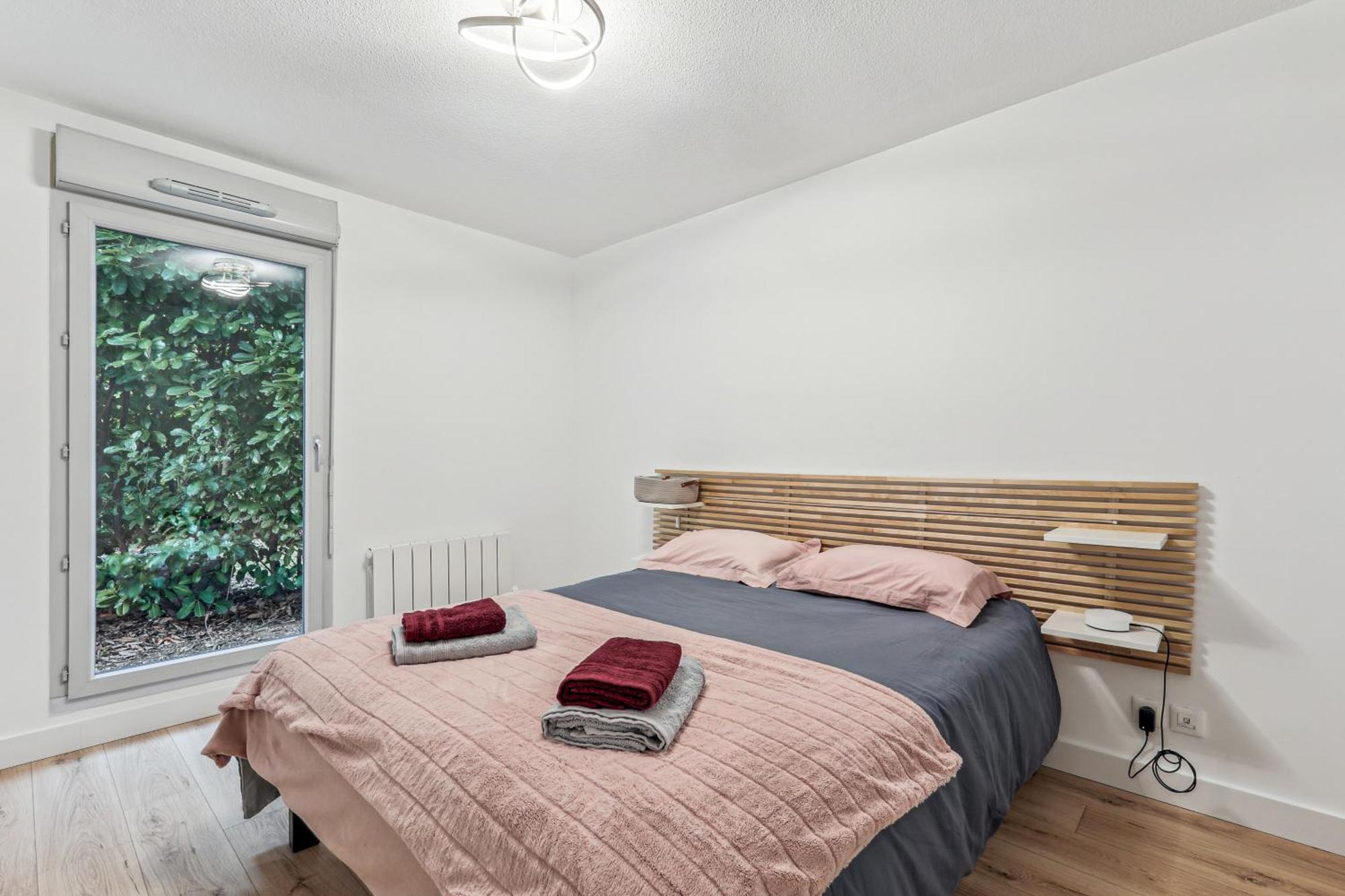 Comfort And Tranquility Near Lyon And Groupama Stadium, 4 Personnes
