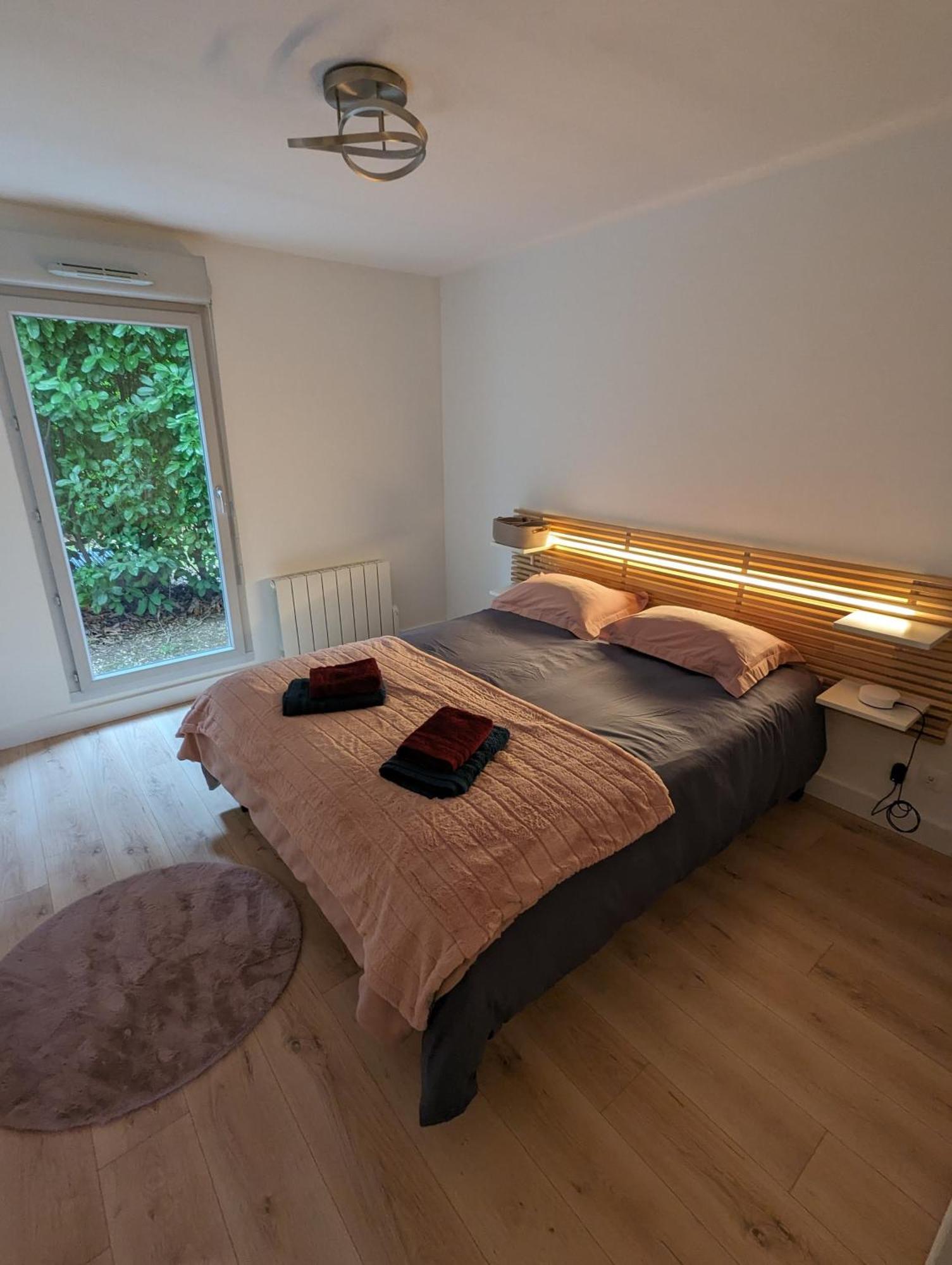 Comfort And Tranquility Near Lyon And Groupama Stadium, 4 Personnes Appartement